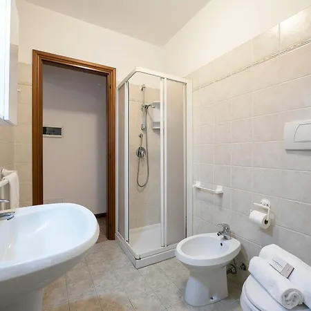 Casa Dolce Casa 50m From - Happy Lejlighed Stresa
