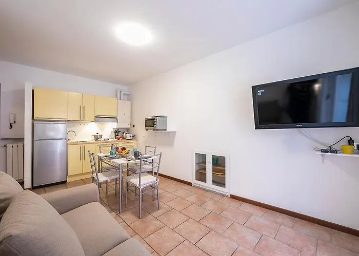 Casa Dolce Casa 50m From - Happy * Stresa